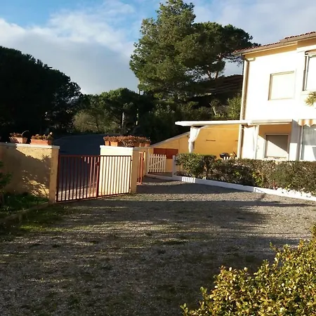 Casa Rossella بورتوفيرّايو